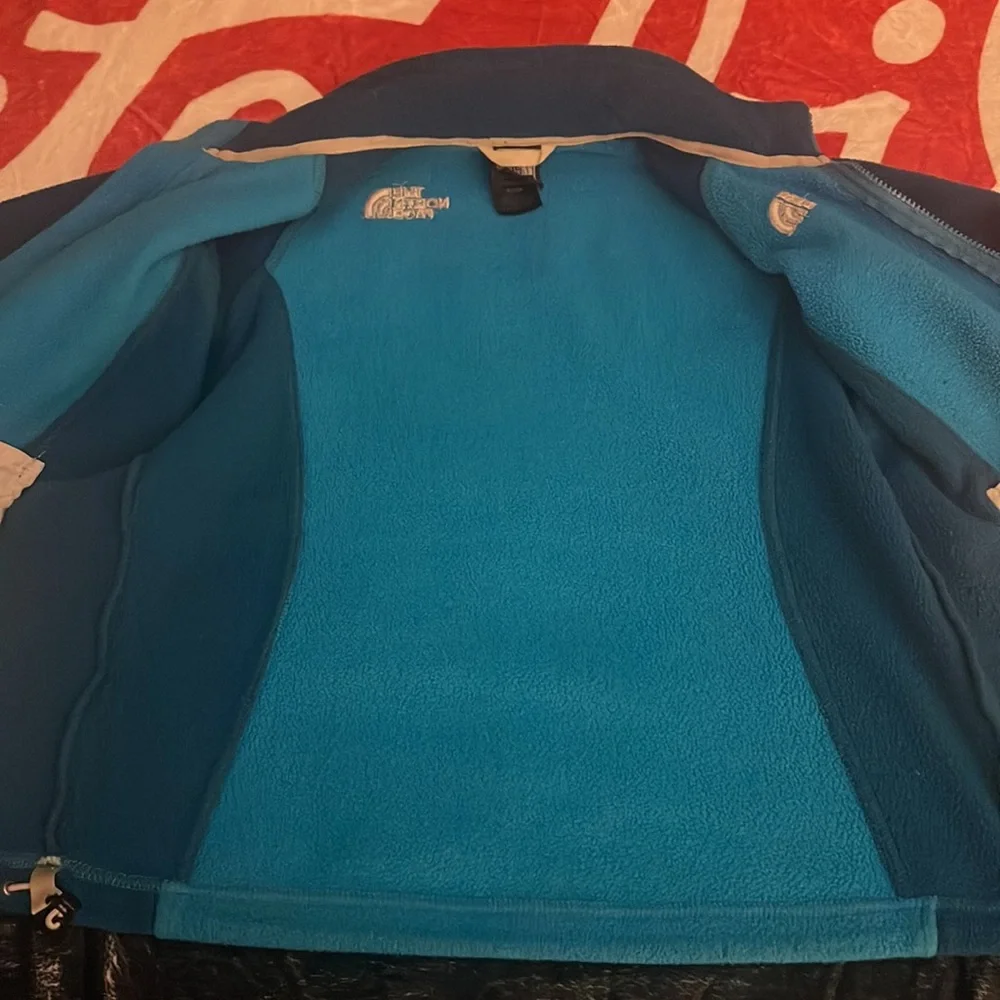 Blue North Face - Picture 6 of 9